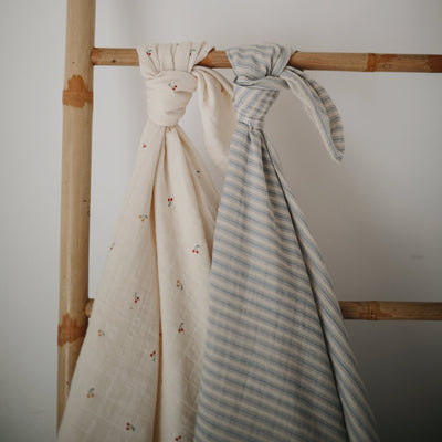 Mushie Organic Cotton Muslin Swaddle Blanket