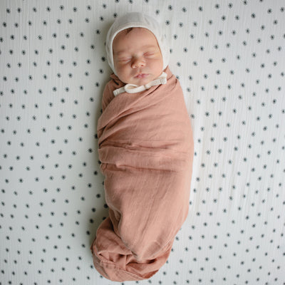 Mushie Organic Cotton Muslin Swaddle Blanket