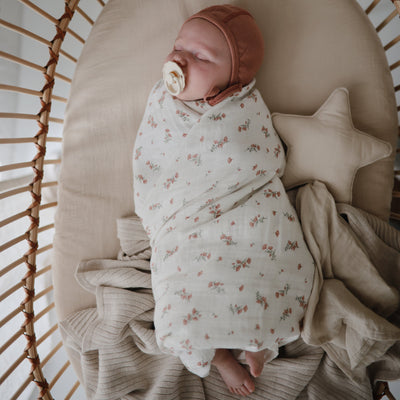 Mushie Organic Cotton Muslin Swaddle Blanket