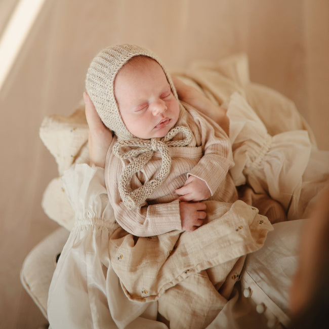 Mushie Organic Cotton Muslin Swaddle Blanket