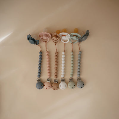 Mushie Silicone Pacifier Clip | Hera